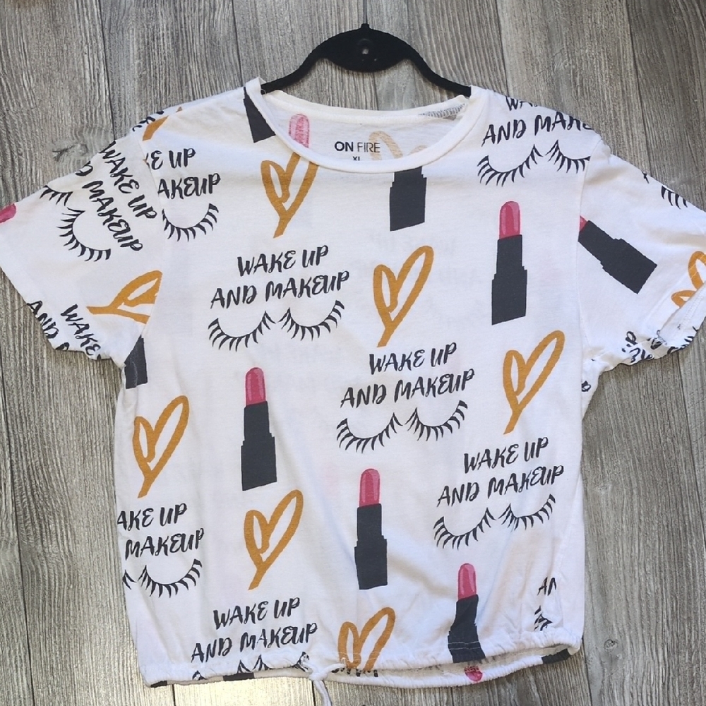 On Fire White Tee with Lipstick and Heart Design XL